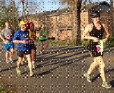 Greg is behind our Arkansas RRCA State Rep, David. He’s wearing bib 313. (Photo: Christine Meroney)
