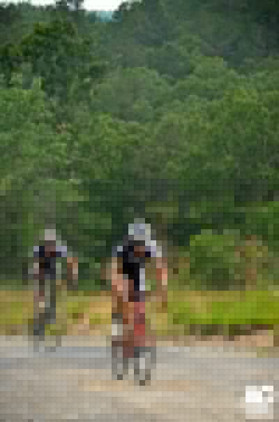 Team Little Rock Mensa (a bunch of CARVE riders) pullin' a hill.