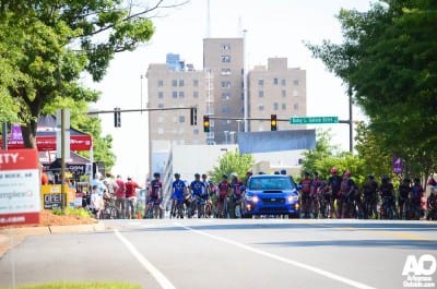 Race start with the lead car provided by Little Rock Subaru.