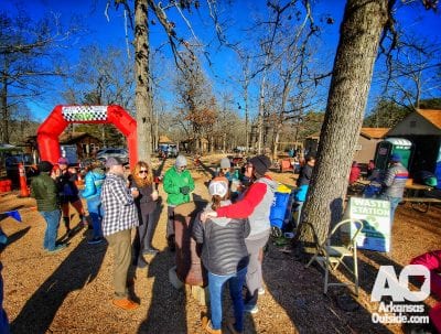The crowded enjoying the finish line.