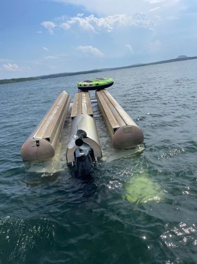 UPSIDE DOWN PONTOON BOAT