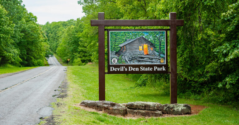 Devil's Den State Park Entrance Sign.