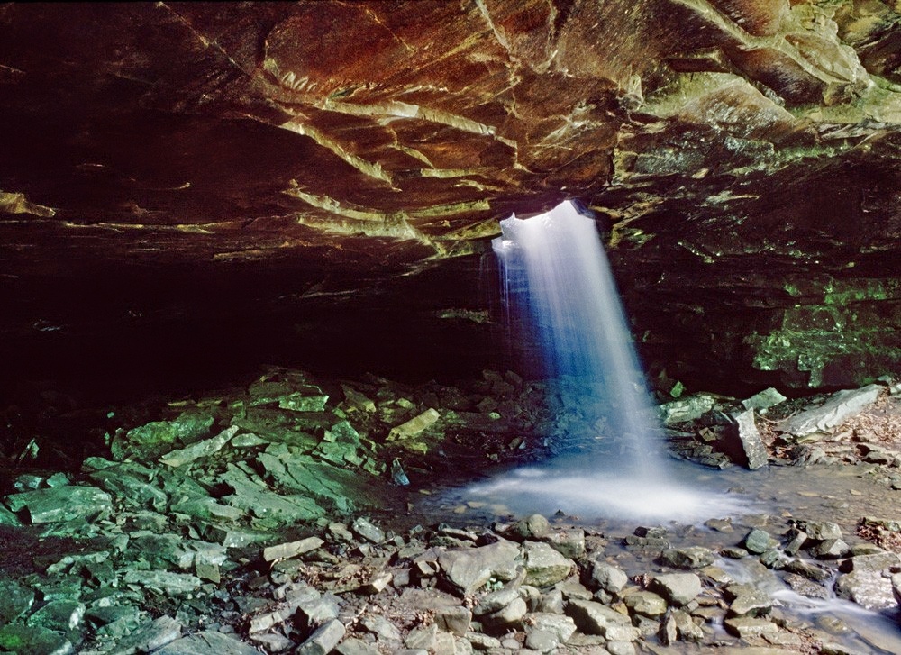 Glory Hole – Ozark National Forest. (Photo courtesy of the Arkansas Department of Parks, Heritage and Tourism.) 