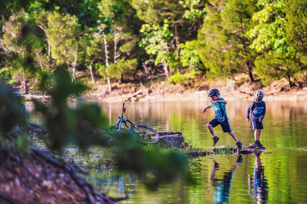 Arkansas Labor Day weekend outdoor activities