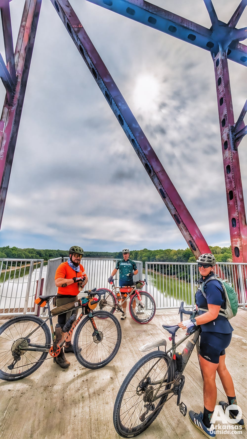 High atop the Benzal Bridge.